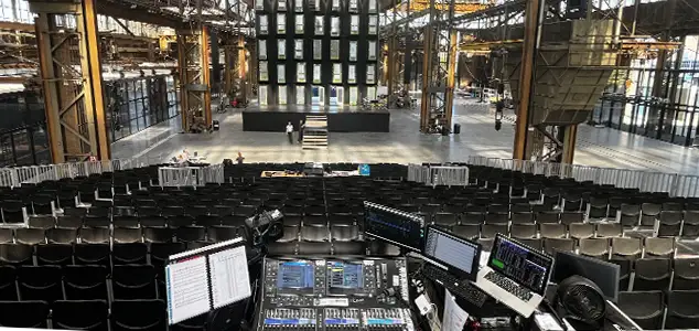 geluidsapparatuur en decor